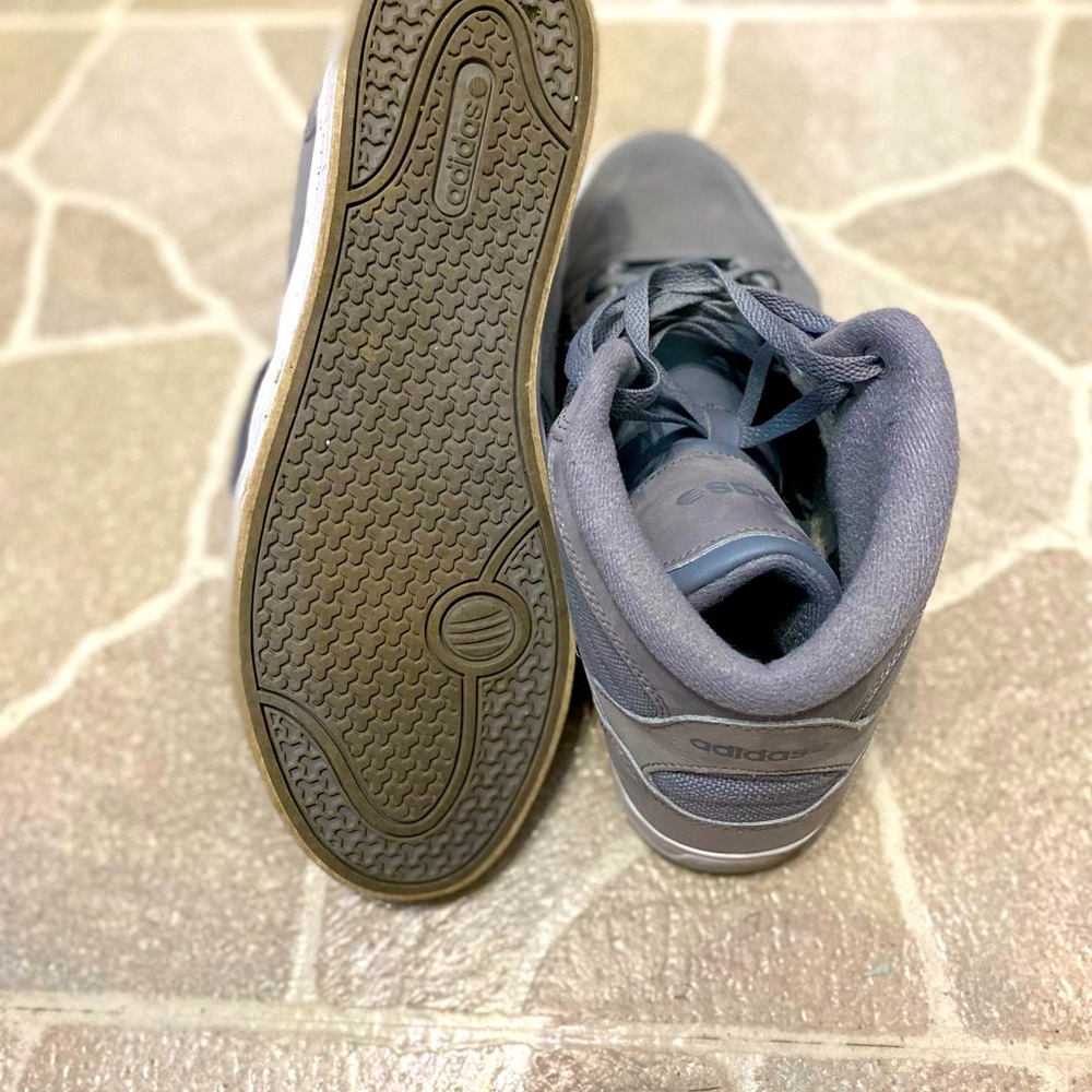 Men’s Adidas gray high court sneakers